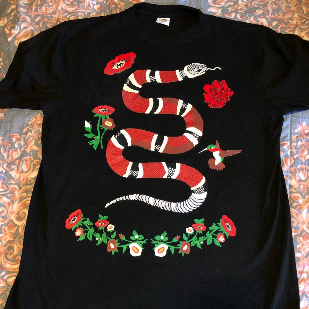 Men’s large snake shirt